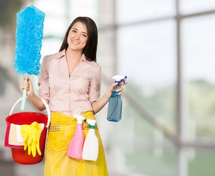 Bathroom cleaning service in SE8 with attention to taps and surfaces