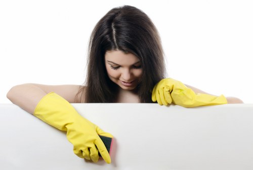 Flexible cleaning support for SE8 flats and houses